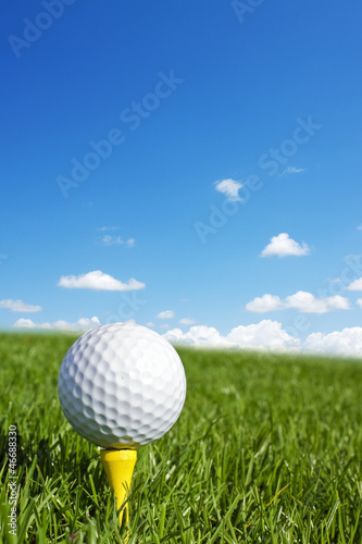 Golf ball vertical