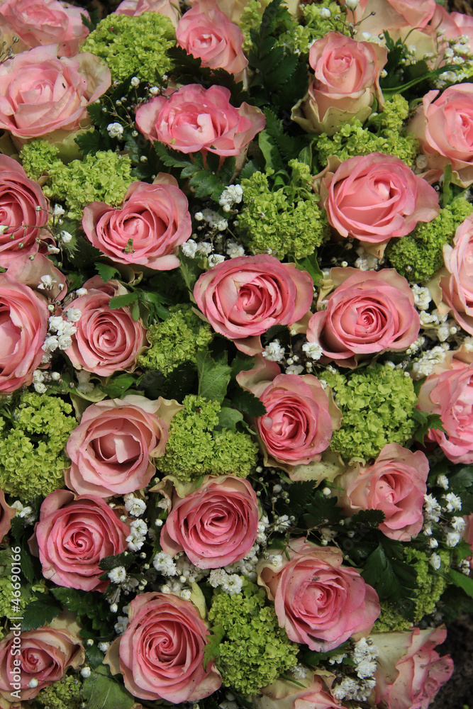 Pink rose wedding centerpiece Pink rose wedding centerpiece