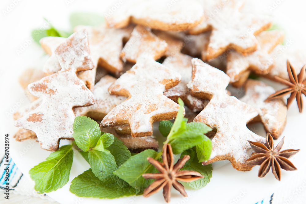 Cookies in the form of Christmas trees Cookies in the form of Christmas trees