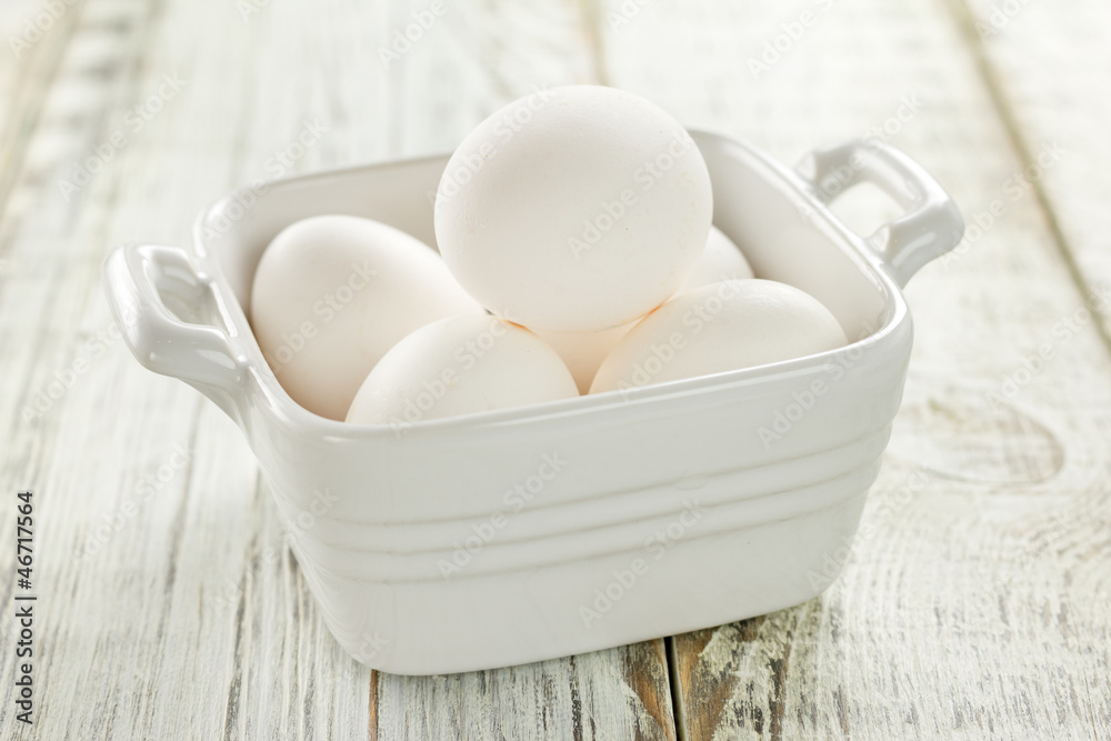 Eggs Eggs