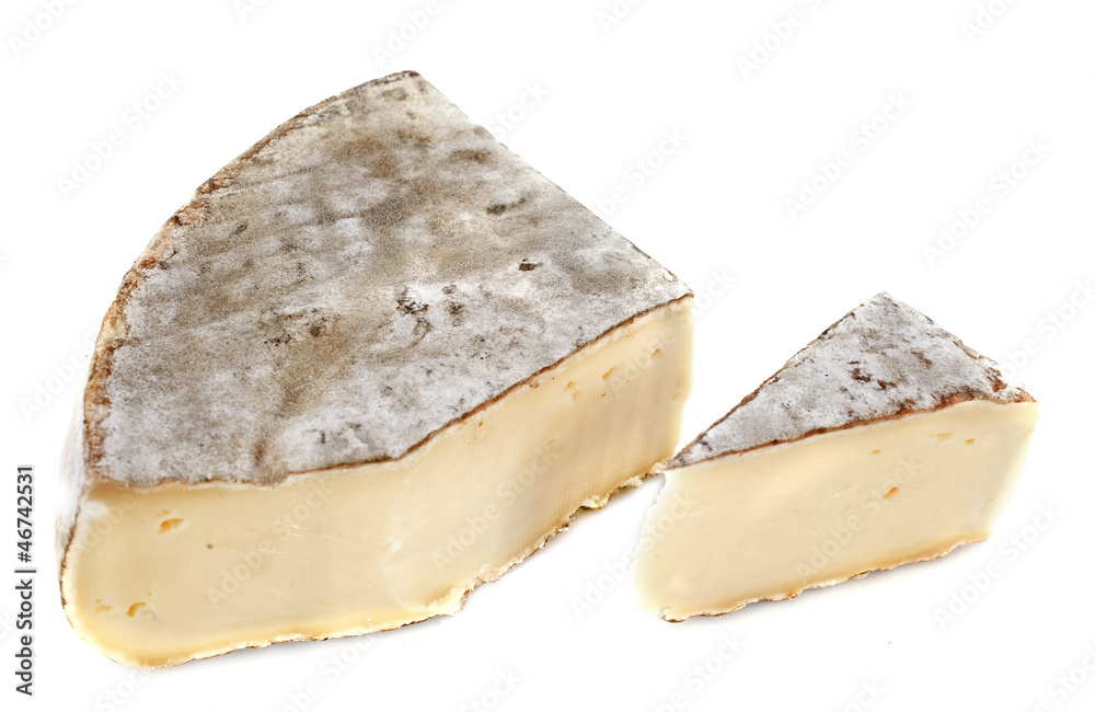Saint-Nectaire cheese
