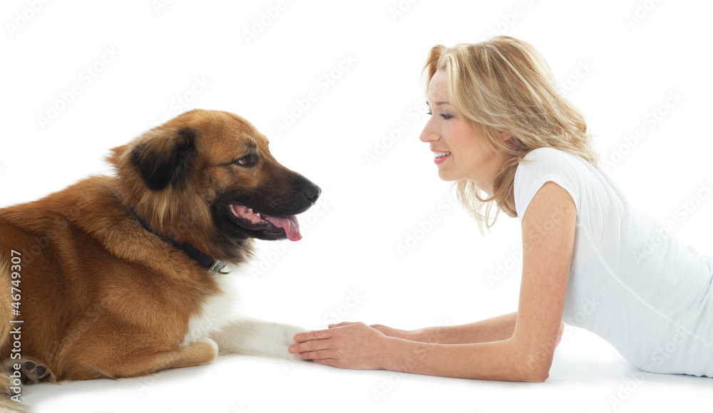 frau mit hund frau mit hund