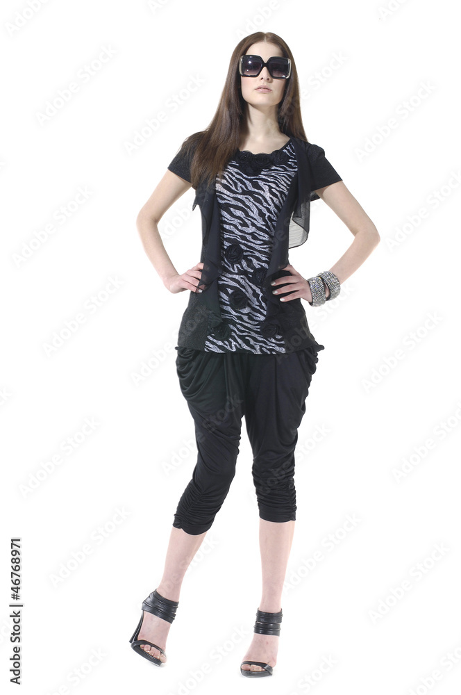 beautiful fashion woman with sunglasses posing beautiful fashion woman with sunglasses posing