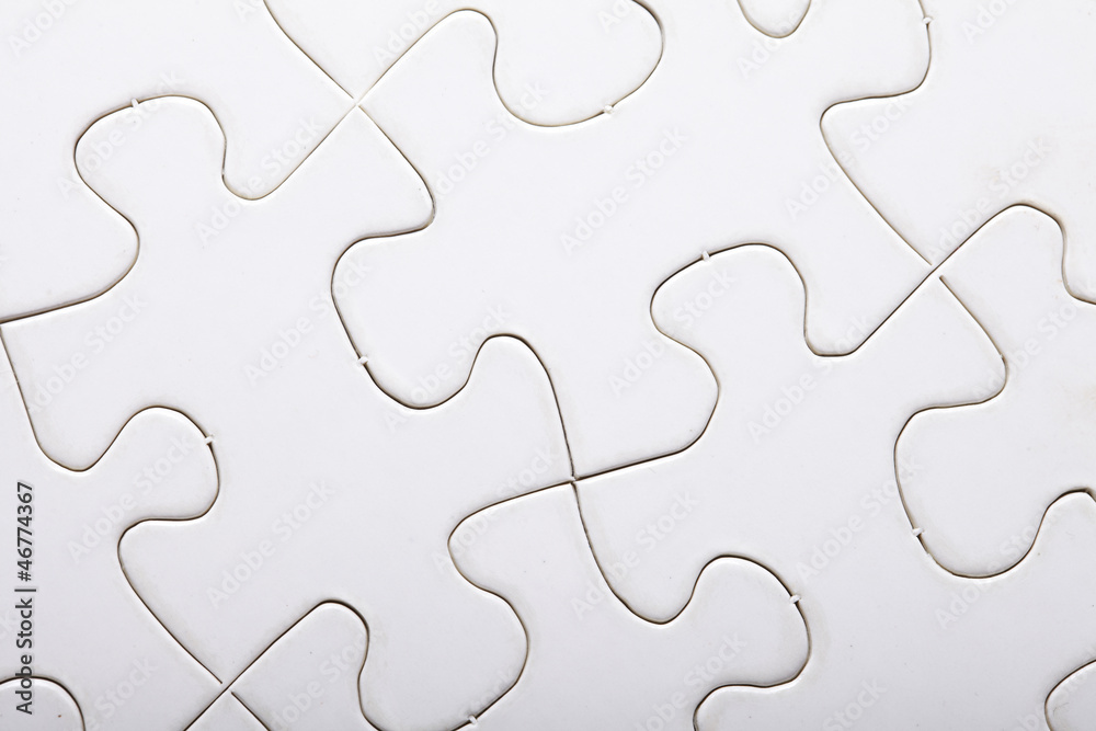 Jigsaw puzzle with blank white pieces Jigsaw puzzle with blank white pieces