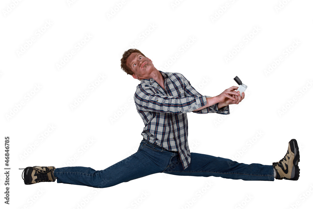 Naklejka premium Man getting an electric shock