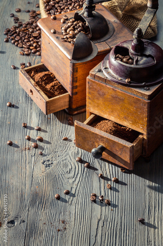 Making coffee by vintage grinders