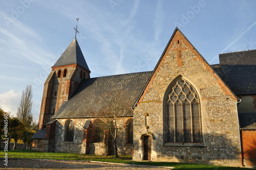 Eglise Saint-Martin à LONGCHAMPS (EURE)