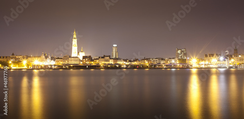 A night shot of the skyline of Antwerp