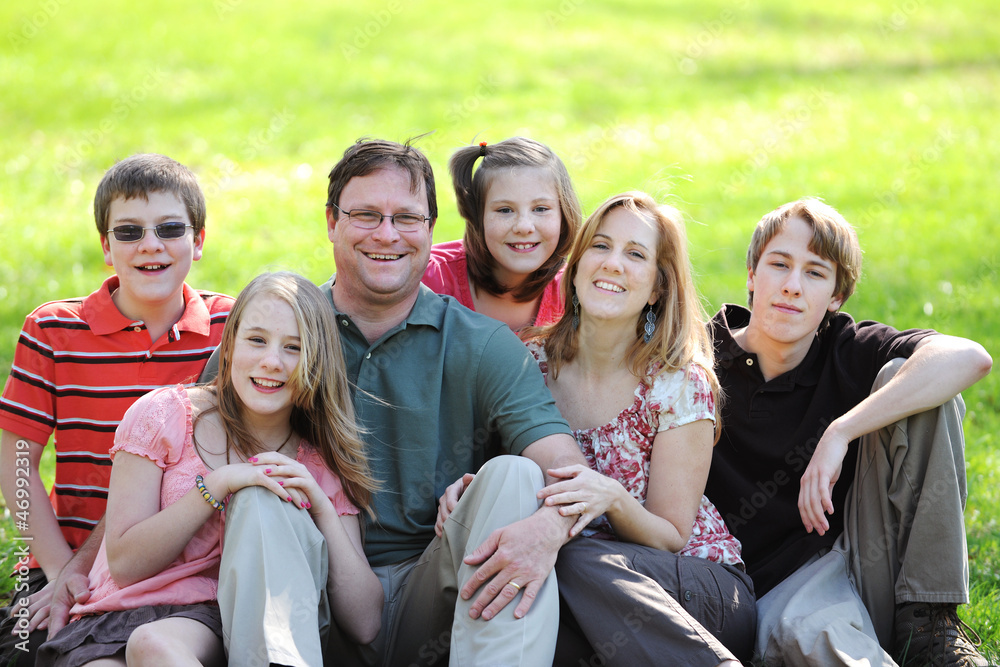Fototapeta premium Young Family outdoors