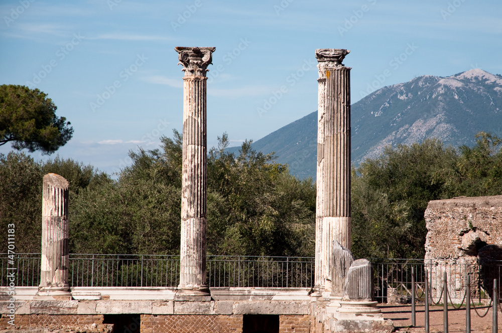 Three Columns background mountain at Villa Adriana Three Columns background mountain at Villa Adriana