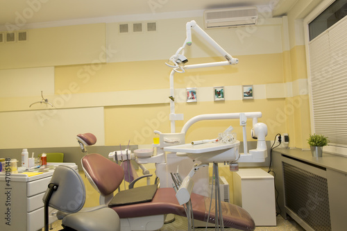 Office dentist