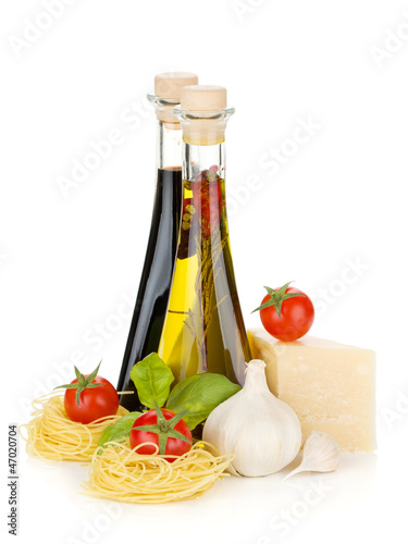 Pasta, tomatoes, basil, olive oil, vinegar, garlic and parmesan