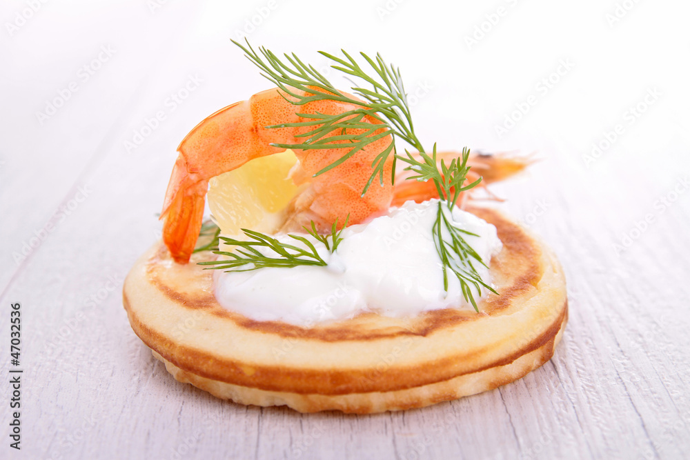 toast with cream and shrimp toast with cream and shrimp