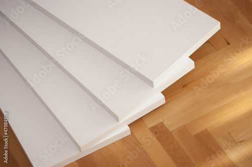 Unmounted shelf