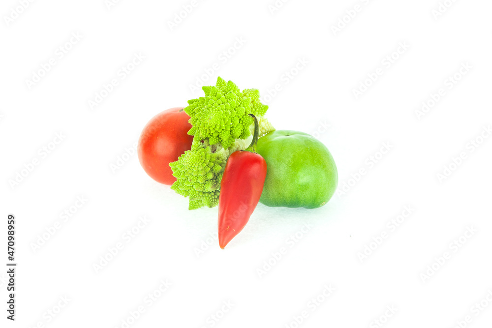 Romanesco broccoli, green tomatoes and red pepper Romanesco broccoli, green tomatoes and red pepper