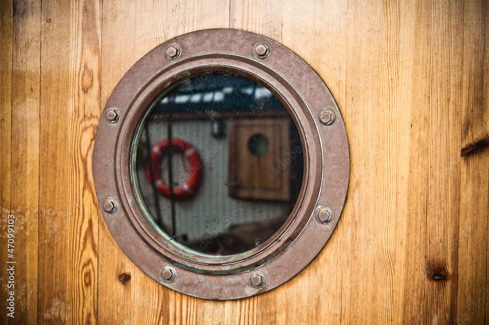 Fototapeta premium nautical porthole, close-up