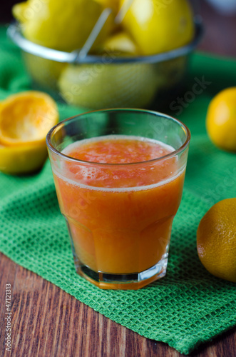 Freshly squeezed tangerine, lemon juice