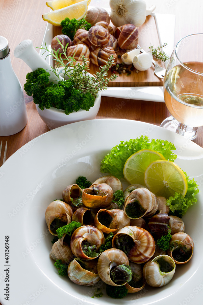 Escargots de Bourgogne (snails with herbs butter)