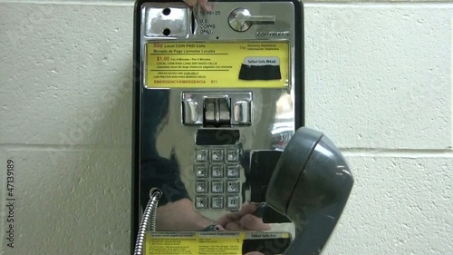 Dialing Payphone - Making Phone Call