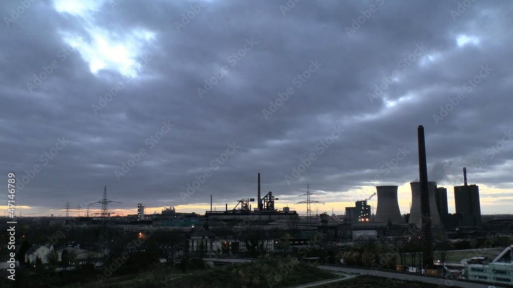 Industrie im Ruhrgebiet - Kurz vor Sonnenuntergang Industrie im Ruhrgebiet - Kurz vor Sonnenuntergang