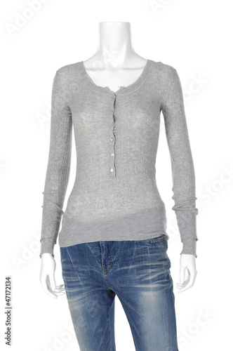 female mannequin shirt in blue jeans