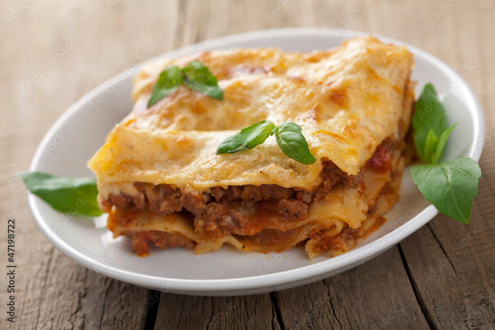 classic lasagna bolognese