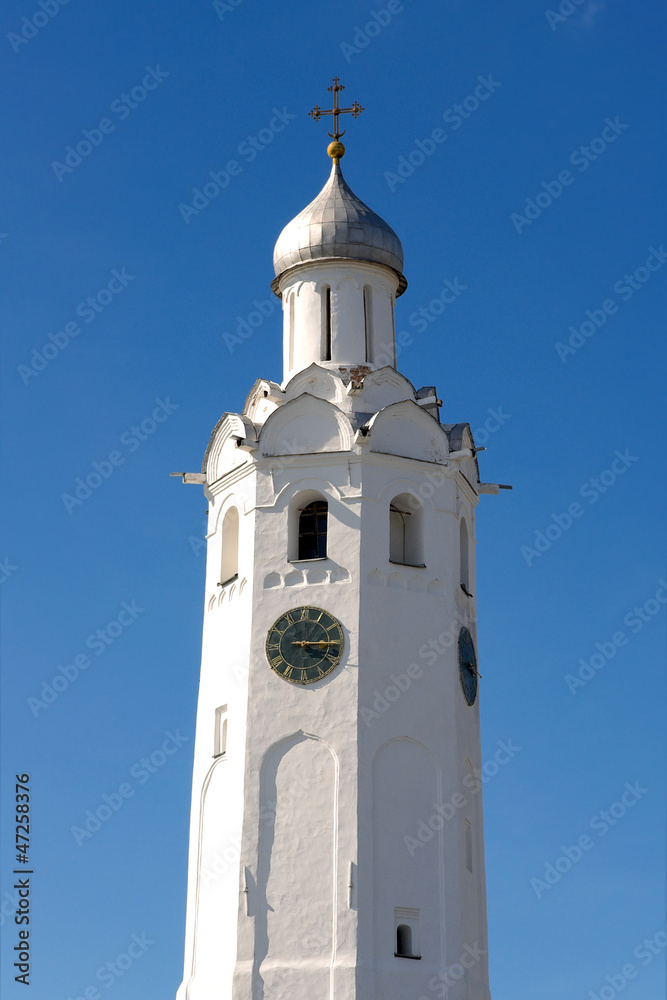 Clock tower 17 th c. (Novgorod Kremlin, Russia)