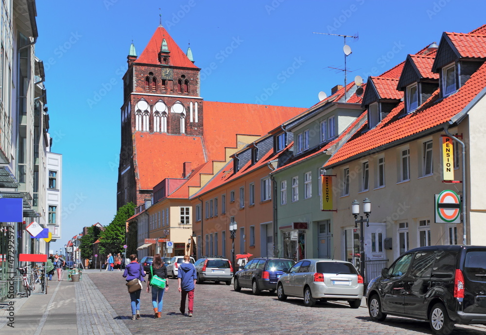 Obraz premium Greifswald, Deutschland - Altstadt mit Marienkirche