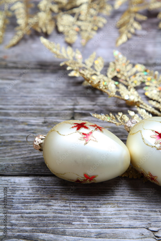 Obraz premium Golden twig and balls