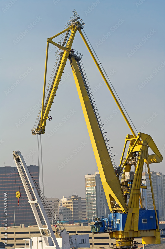 custom made wallpaper toronto digitalUnloading in the port