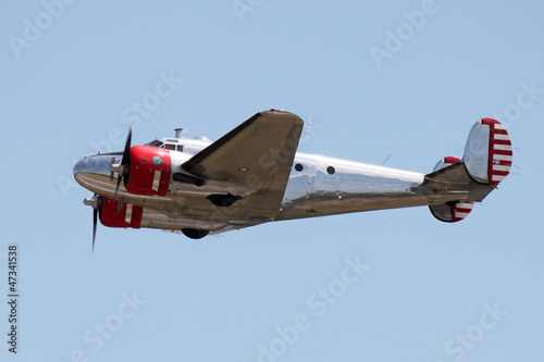 Beech 18 au décollage