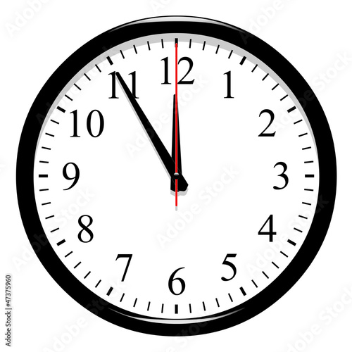 Horloge 12h moins cinq