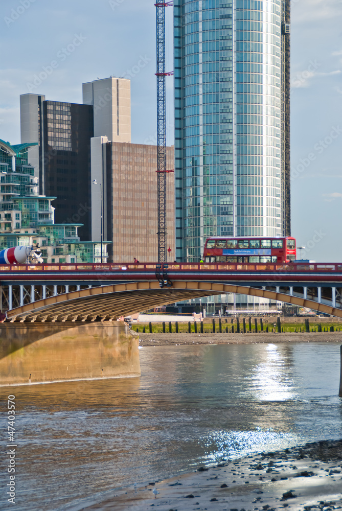 Vauxhall Bridge 4 - obrazy, fototapety, plakaty 