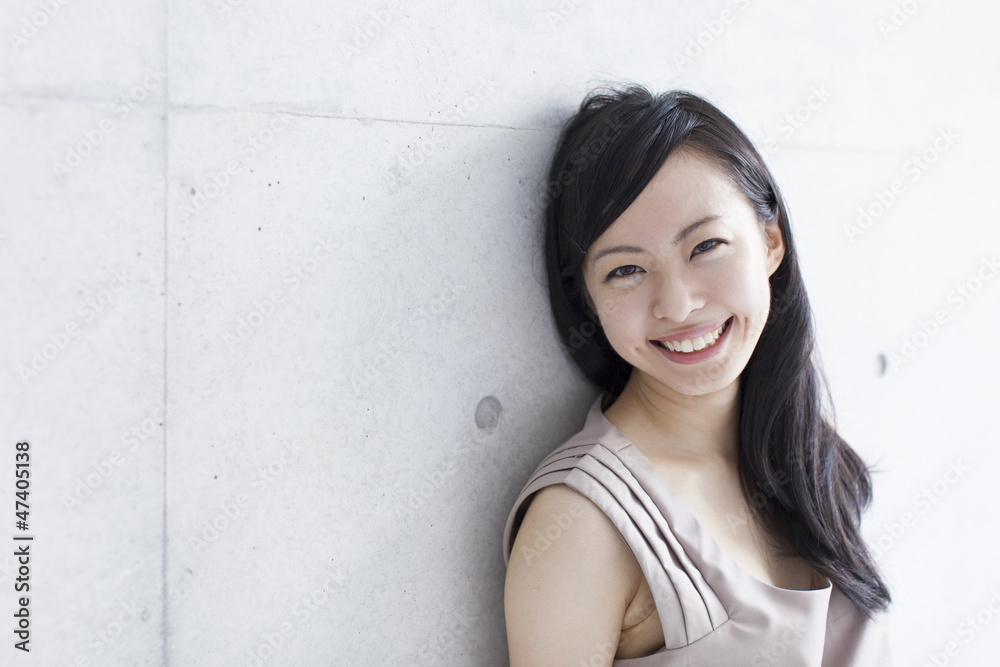 笑顔の女性 笑顔の女性