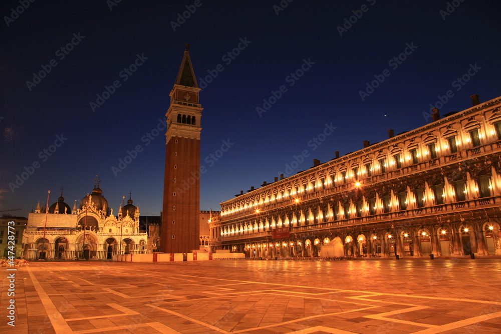 Early Morning On San Marco