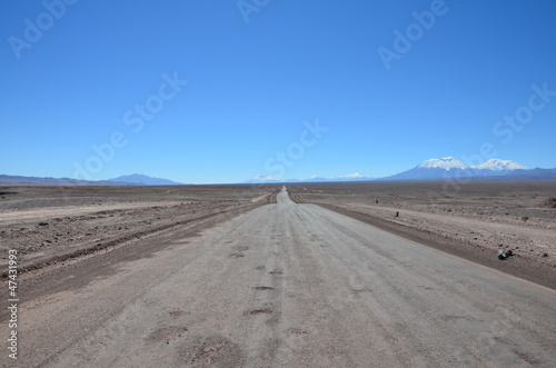desert road © mikael74