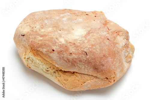 PANE TOSCANO SU SFONDO BIANCO photo