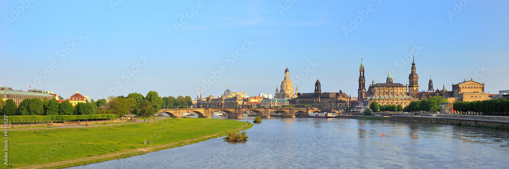 Dresden, Blick über die Elbe