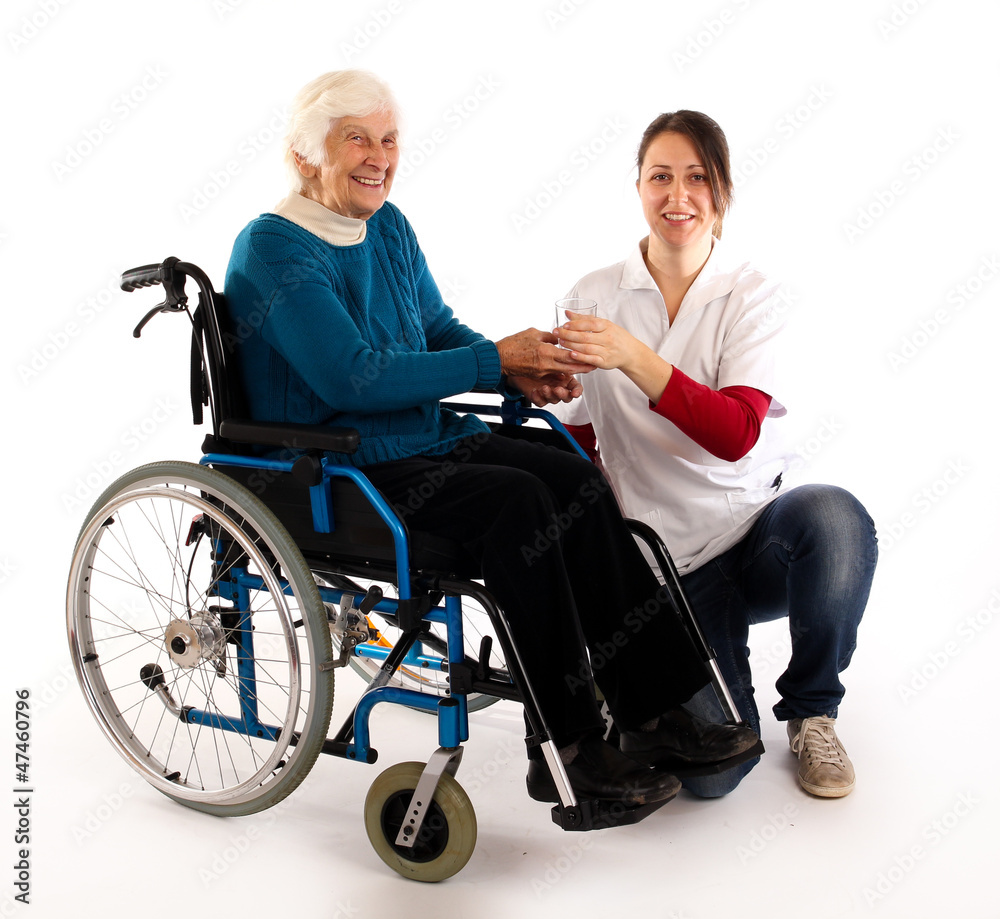 241112 Frau im Rollstuhl