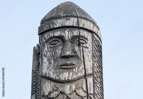 Canvastavla wooden statue of the ancient pagan god