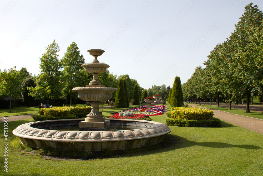 Fototapeta premium Regents Park fountain