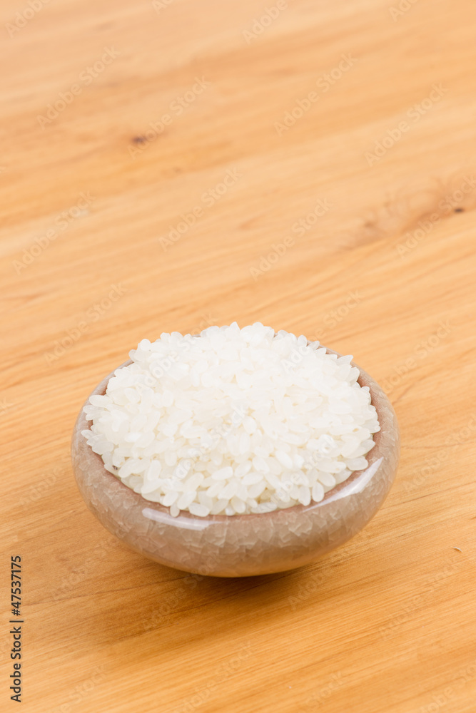 White rice in bowl on table White rice in bowl on table