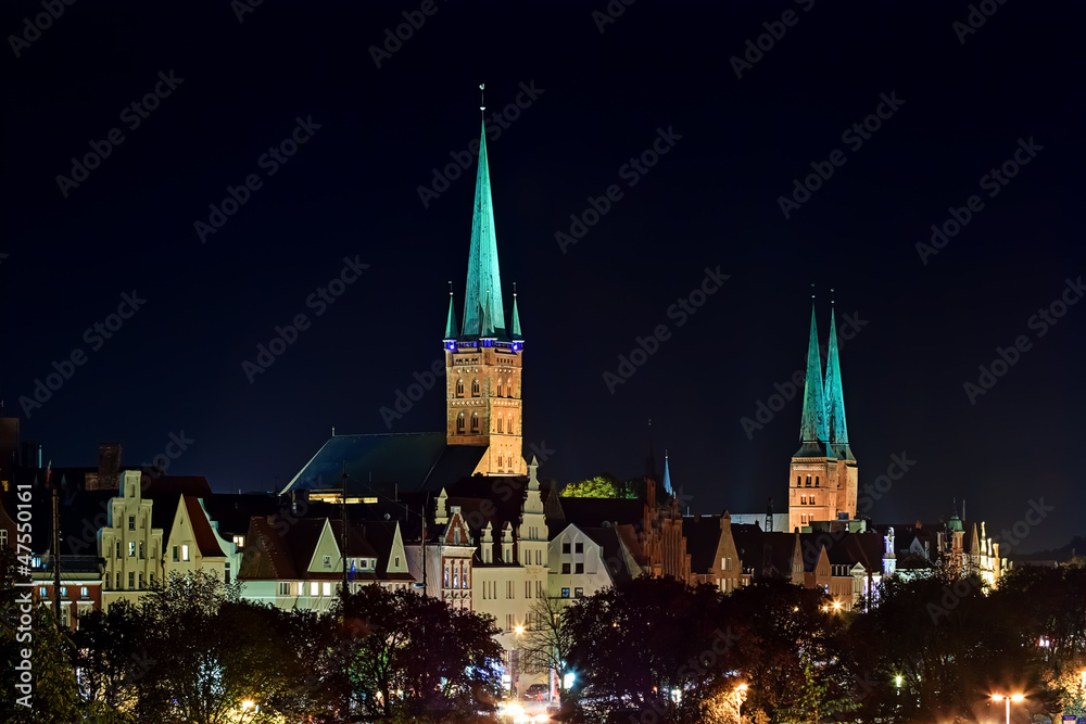 Obraz premium Lübeck bei Nacht