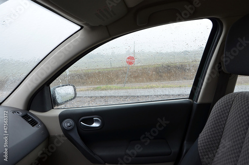 driving in the rain © zafra