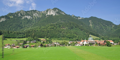 der Wallfahrtsort Ettal mit seinem Kloster nahe Oberammergau photo