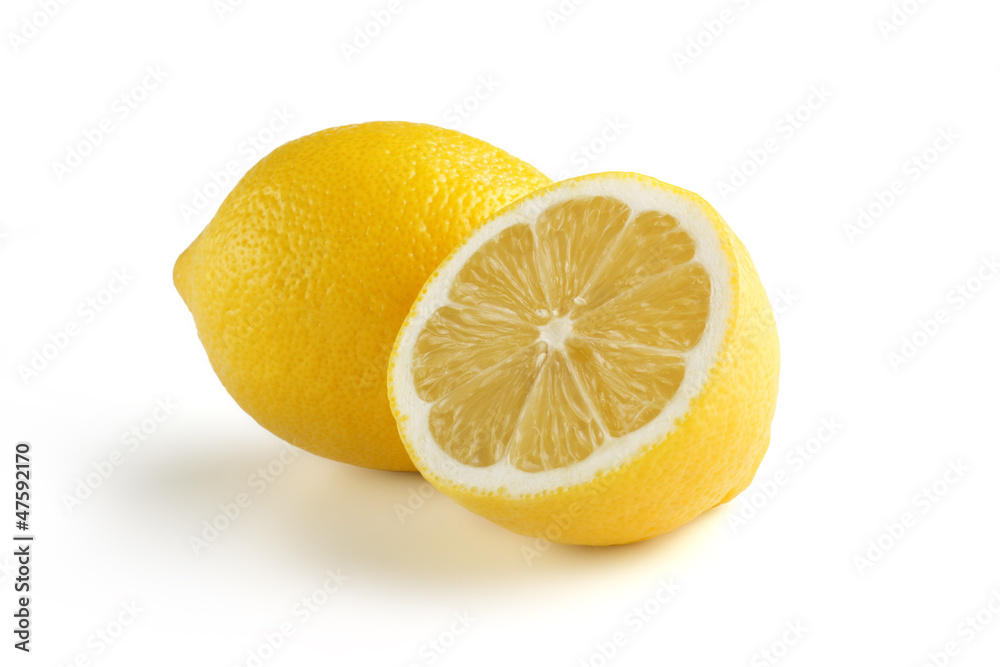 sliced ​​yellow lemon
