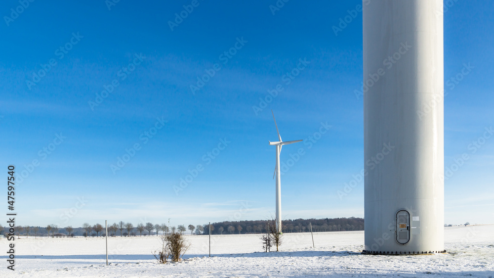 Windpark im Winter