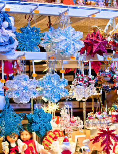 traditional christmas shopping, christmas market