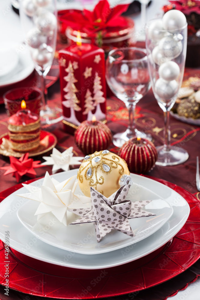 Place setting Christmas with paper star