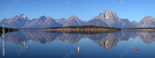 Bild auf Leinwand Jackson lake in Grand Tetons national park